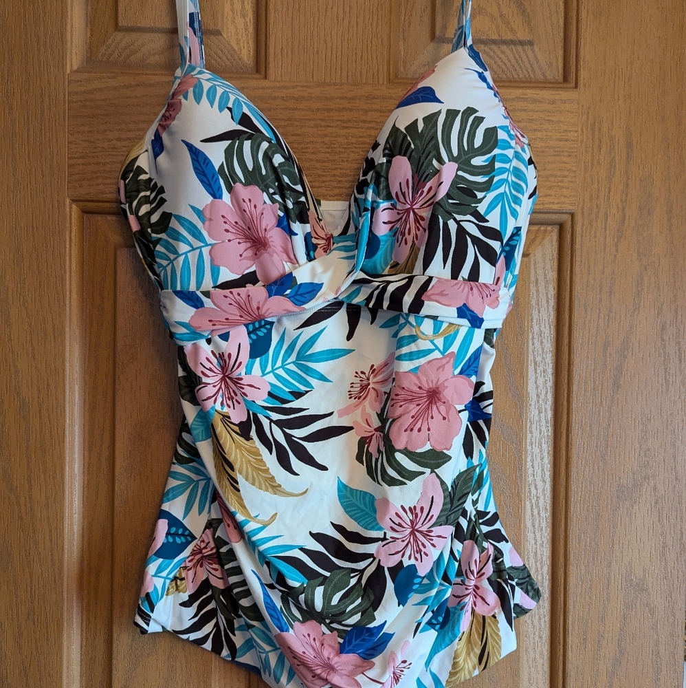Tankini New No Tags 38D(12)  Coco Reef